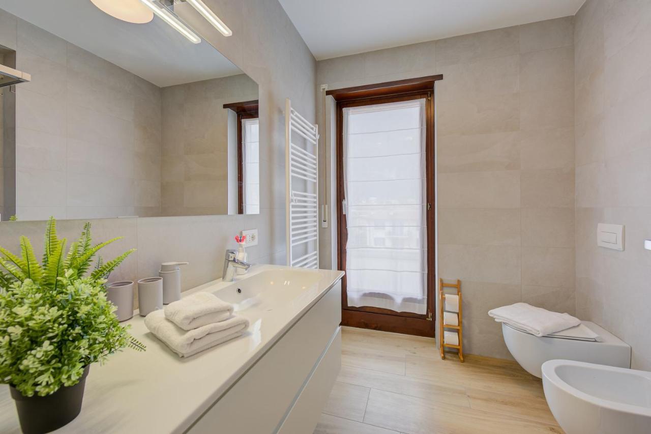 Balcone Sui Tigli Few Min From The Lake - Happy Rentals Riva del Garda Exterior photo